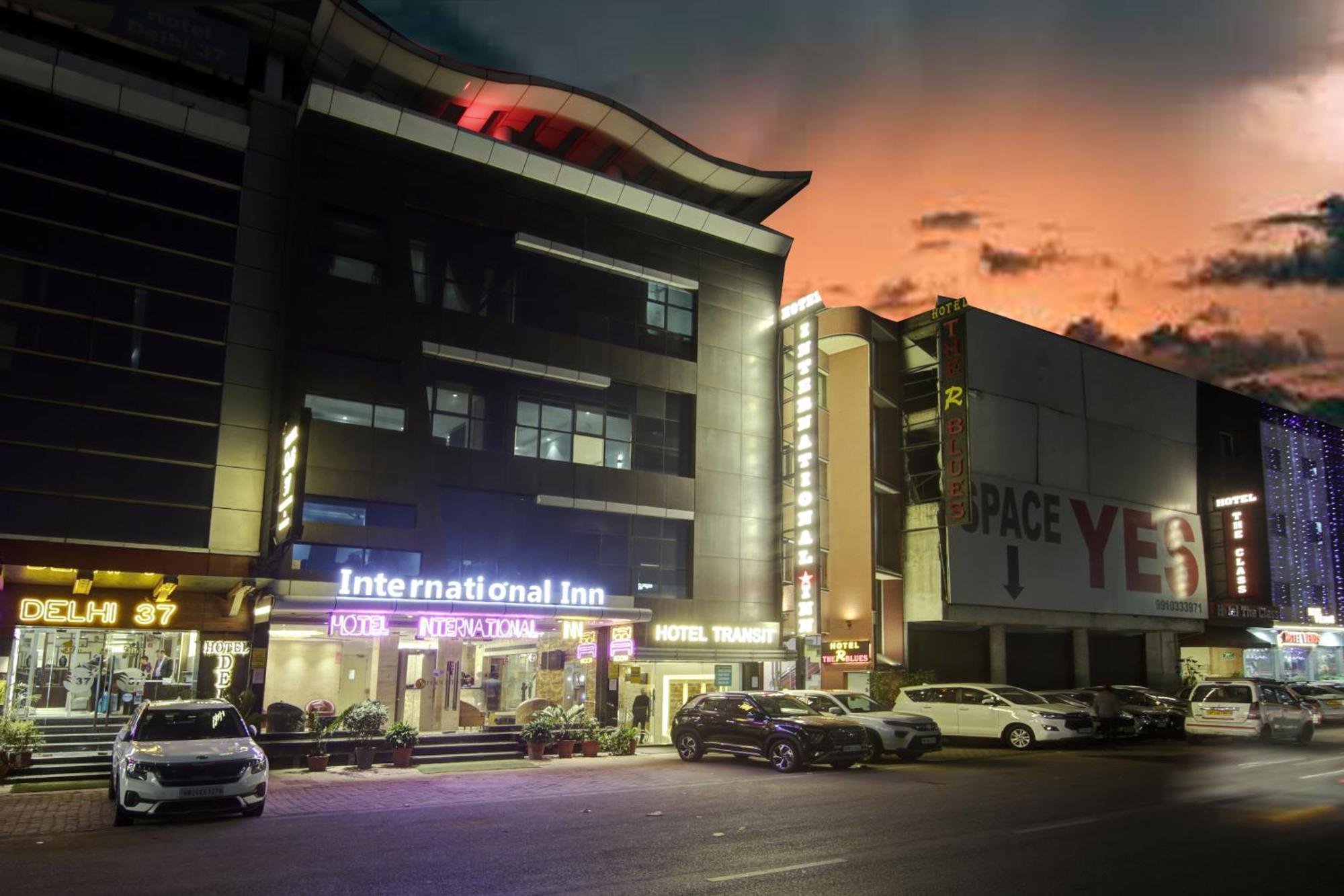 Hotel International Inn - Near Delhi Airport Yeni Delhi Dış mekan fotoğraf