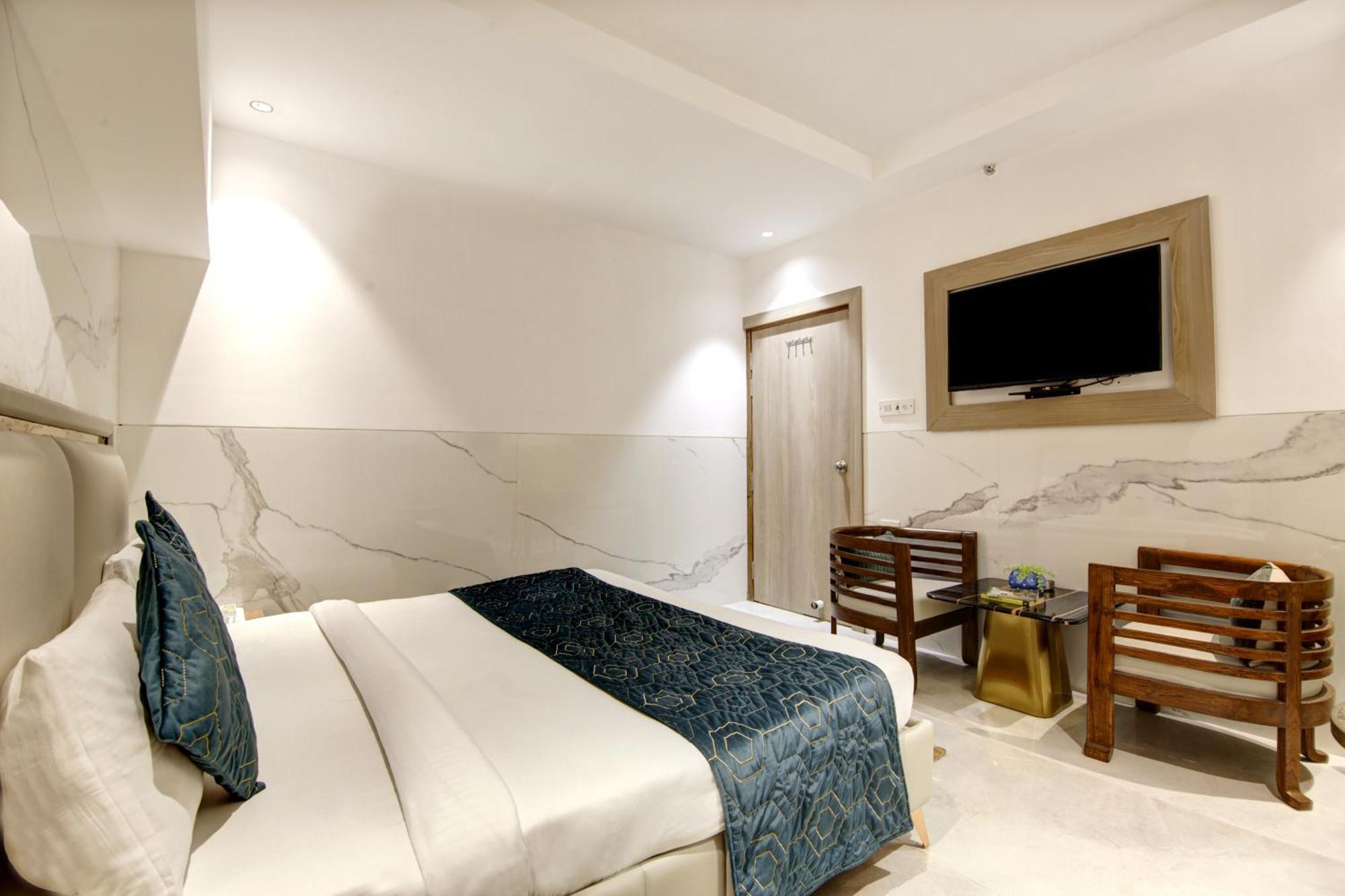 Hotel International Inn - Near Delhi Airport Yeni Delhi Dış mekan fotoğraf
